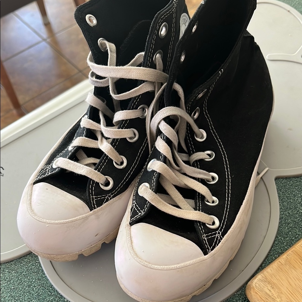 Converse Womens Chuck Taylor All Star Lugged High Black Platform size 7